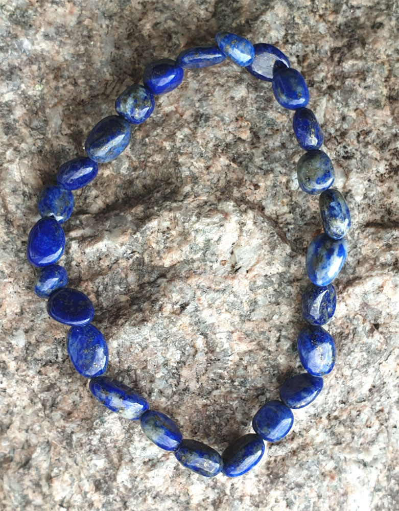 Bracelet-en-lapiz-lazuli-pierre-mineral-oval-plat